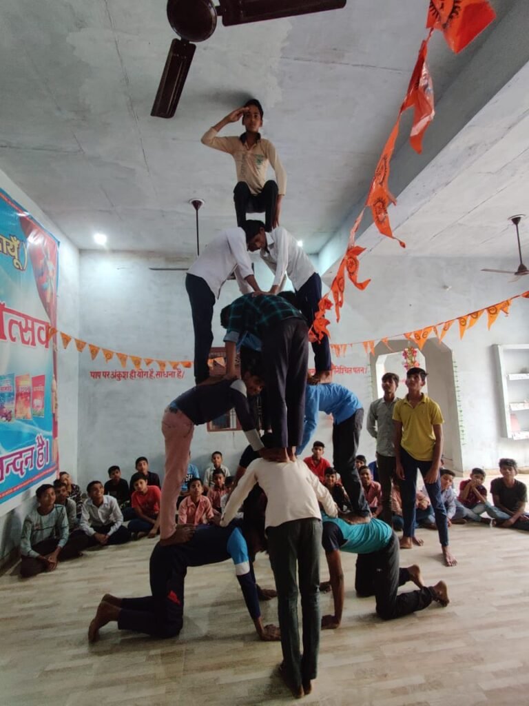 चरित्र निर्माण प्रशिक्षण शिविर बदायूं