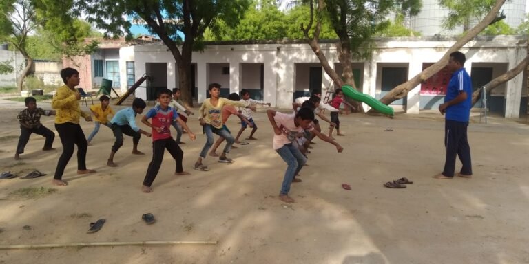 रेवाड़ी में चला आर्य वीर दल प्रशिक्षण