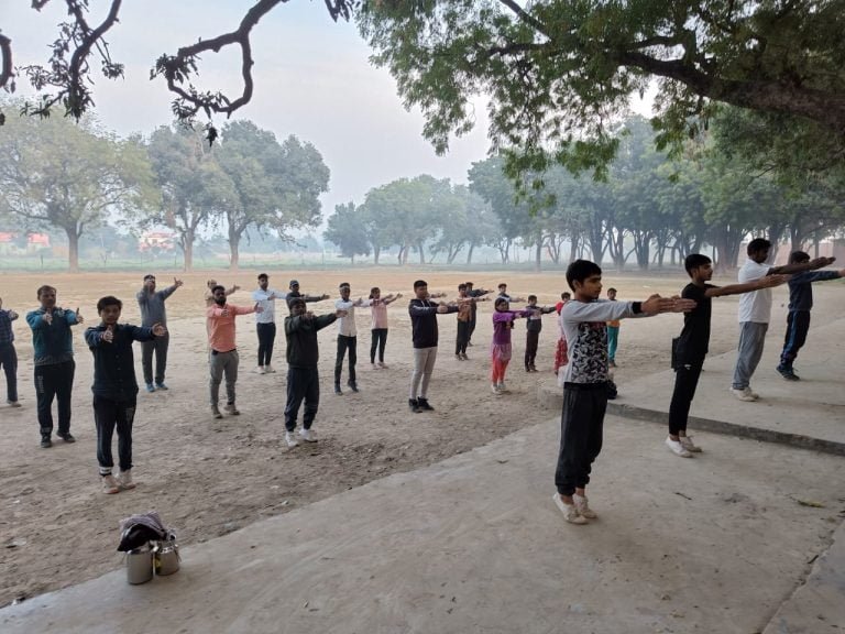 आर्य वीर दल प्रशिक्षण शाखा भरथना इटावा उत्तर प्रदेश