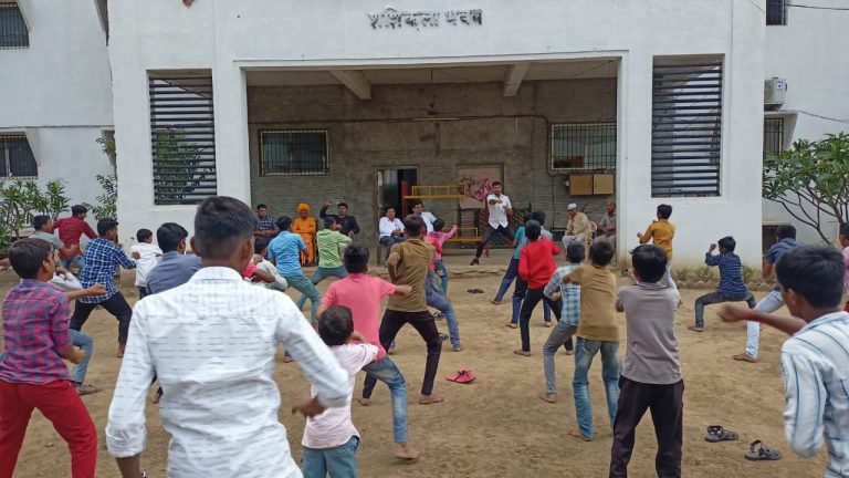 आर्य वीर दल शिबीराचा मोठ्या उत्साहात समारोप